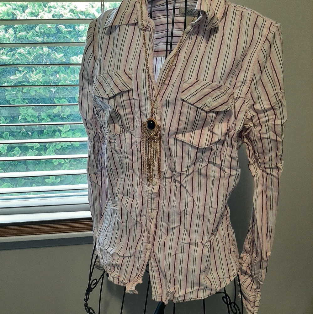 Button-down blouse